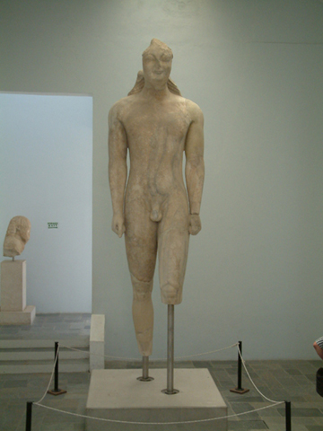 Kouros, 4,79m hoch, Archäologisches Museum Samos Stadt